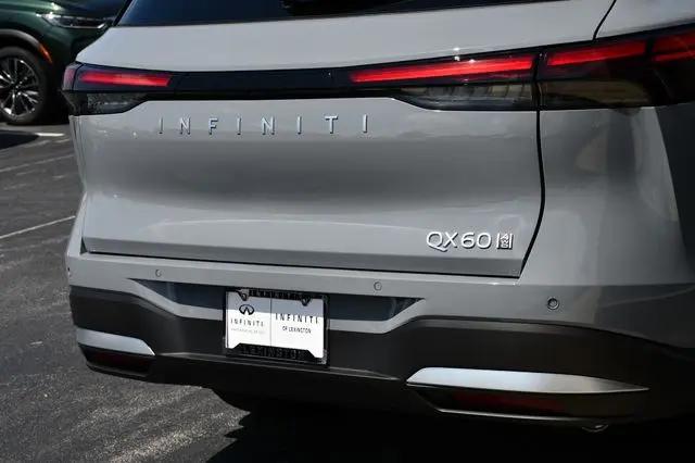 2027 INFINITI QX60 LUXE