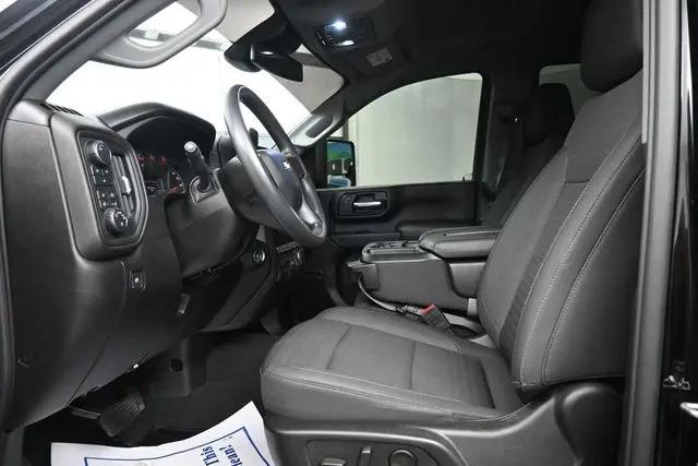 2025 Chevrolet Silverado 2500HD 4WD Crew Cab Standard Bed Custom