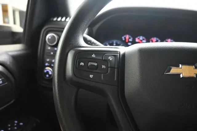 2025 Chevrolet Silverado 2500HD 4WD Crew Cab Standard Bed Custom