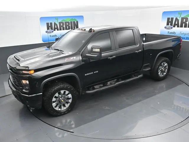 2025 Chevrolet Silverado 2500HD 4WD Crew Cab Standard Bed Custom