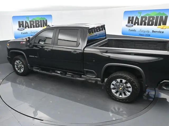 2025 Chevrolet Silverado 2500HD 4WD Crew Cab Standard Bed Custom