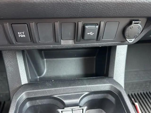 2023 Toyota Tacoma SR V6