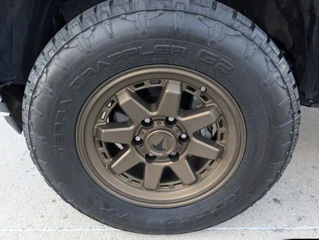 2023 Toyota Tacoma SR V6