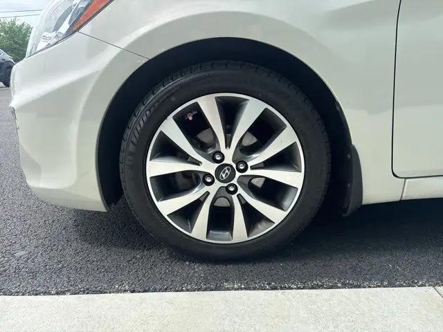 2017 Hyundai Accent Value Edition