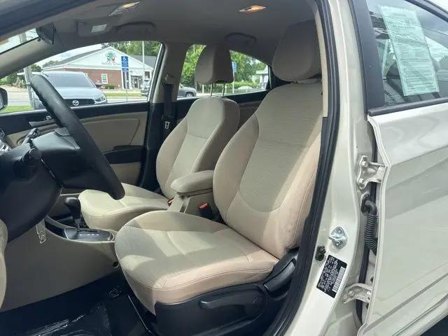 2017 Hyundai Accent Value Edition