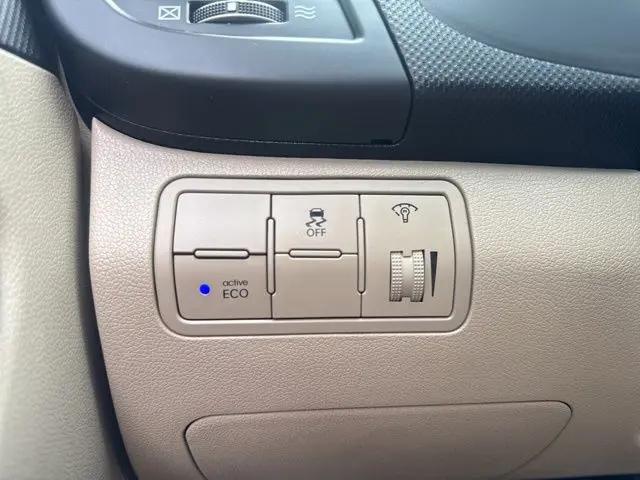 2017 Hyundai Accent Value Edition
