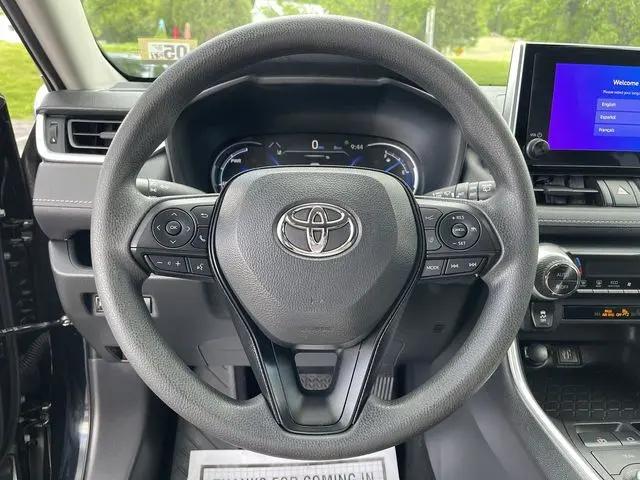 2025 Toyota RAV4 Hybrid XLE