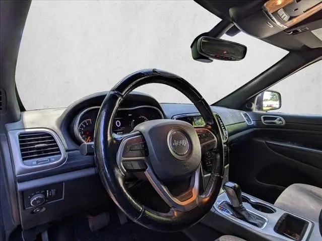 2020 Jeep Grand Cherokee Laredo E 4x4