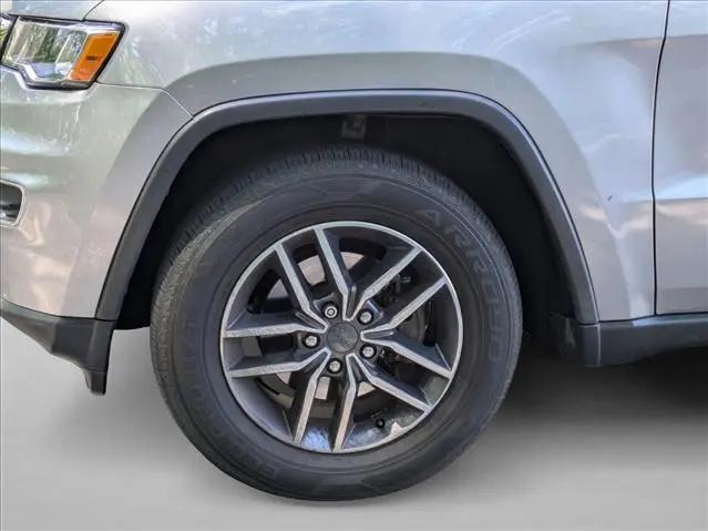 2020 Jeep Grand Cherokee Laredo E 4x4