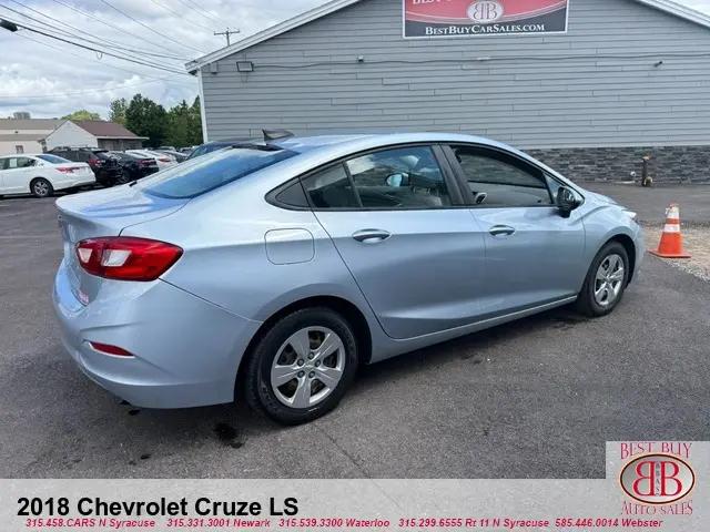 2018 Chevrolet Cruze LS Auto