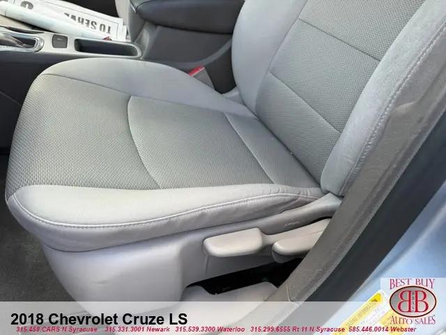 2018 Chevrolet Cruze LS Auto