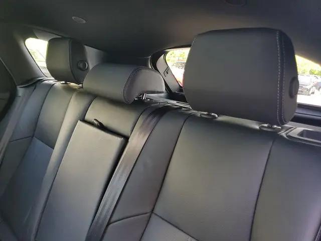 2026 Land Rover Range Rover Velar Belgravia Edition