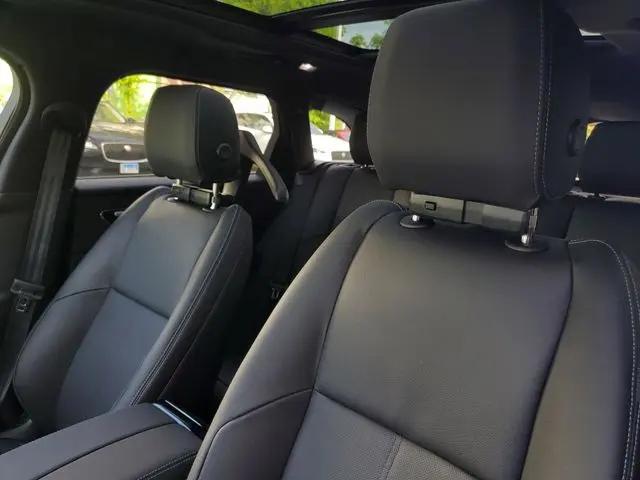 2026 Land Rover Range Rover Velar Belgravia Edition