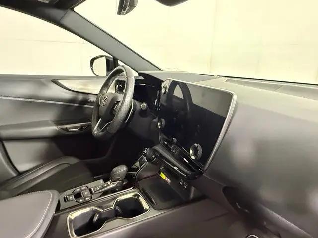 2023 Lexus NX 350 F SPORT Handling