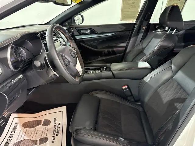 2022 Nissan Maxima SR Xtronic CVT
