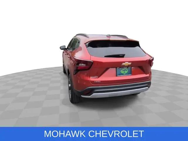 2024 Chevrolet Trax FWD LT