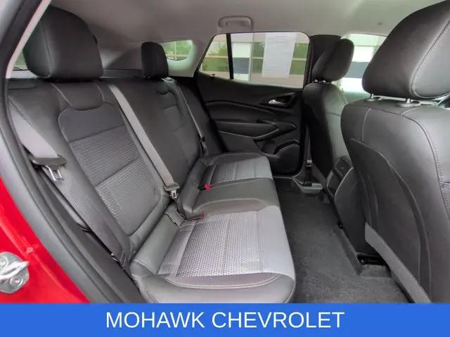 2024 Chevrolet Trax FWD LT
