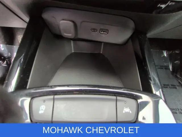 2024 Chevrolet Trax FWD LT