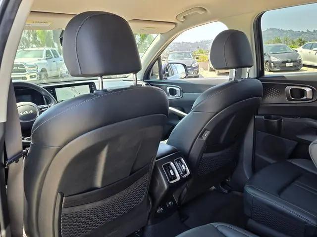 2023 Kia Sorento Hybrid EX