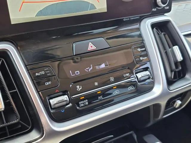 2023 Kia Sorento Hybrid EX