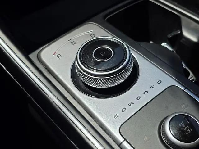 2023 Kia Sorento Hybrid EX