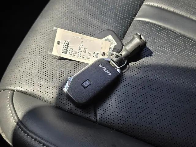 2023 Kia Sorento Hybrid EX