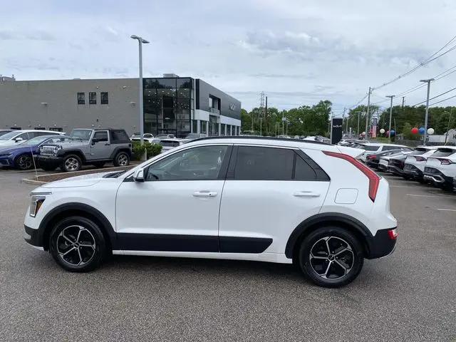 2023 Kia Niro EX