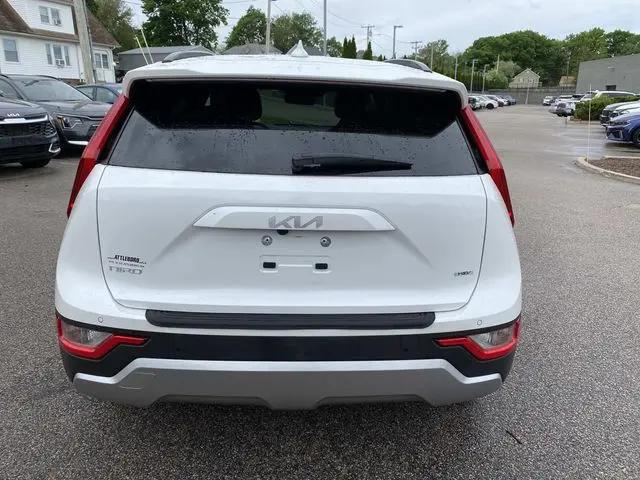2023 Kia Niro EX