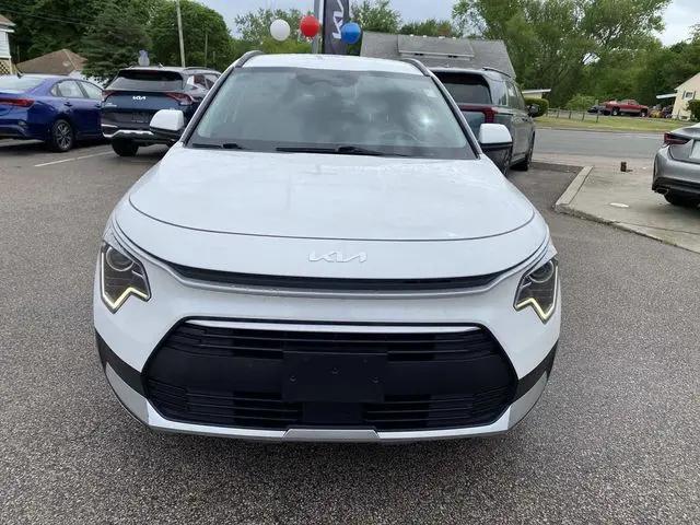 2023 Kia Niro EX