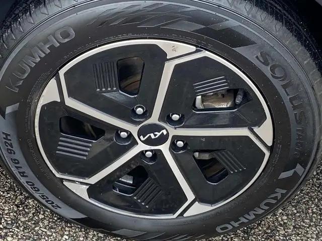 2023 Kia Niro EX