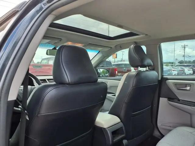 2017 Toyota Camry LE