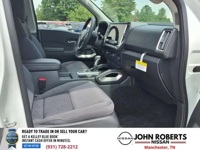 2026 Nissan Frontier Crew Cab SV 4x4