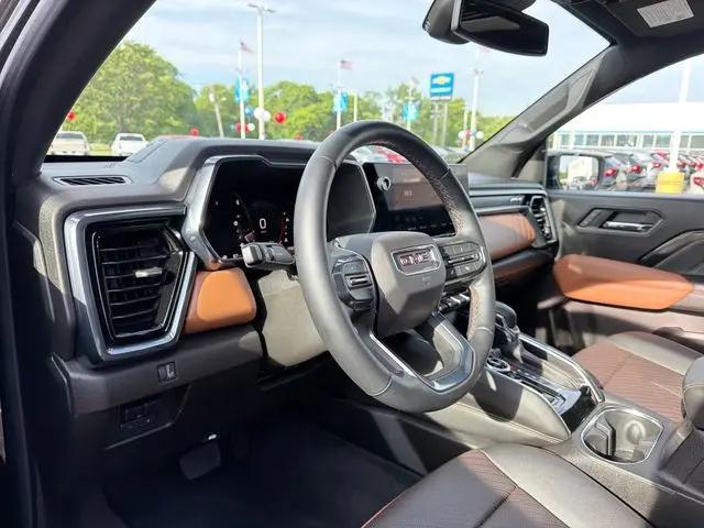 2023 GMC Canyon AT4