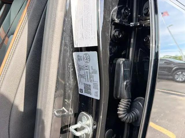 2023 GMC Canyon AT4