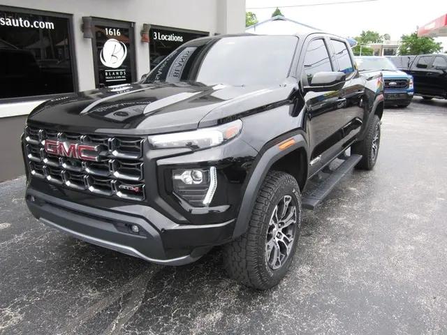 2023 GMC Canyon AT4