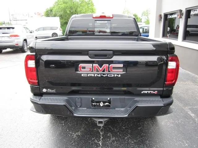 2023 GMC Canyon AT4