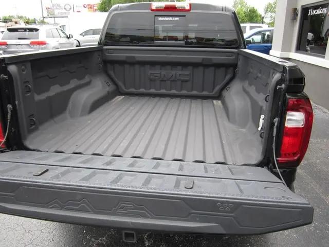 2023 GMC Canyon AT4