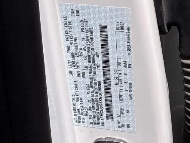 2022 Ford Escape SE