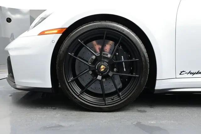 2026 Porsche 911 Targa 4 GTS