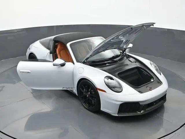 2026 Porsche 911 Targa 4 GTS