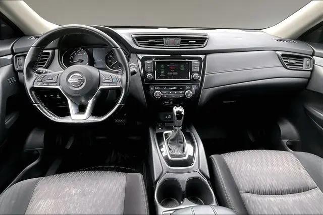 2020 Nissan Rogue SV FWD