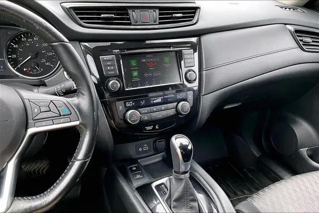 2020 Nissan Rogue SV FWD