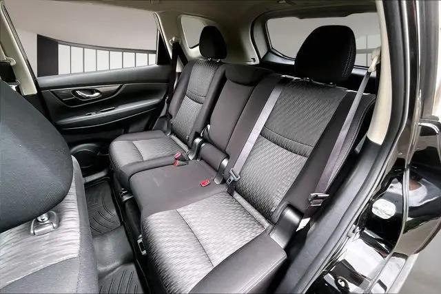 2020 Nissan Rogue SV FWD