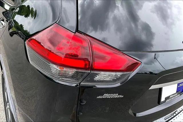 2020 Nissan Rogue SV FWD