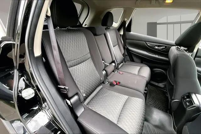 2020 Nissan Rogue SV FWD