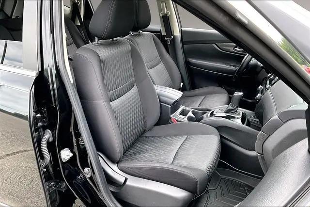 2020 Nissan Rogue SV FWD