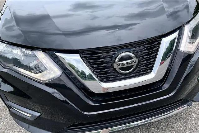 2020 Nissan Rogue SV FWD