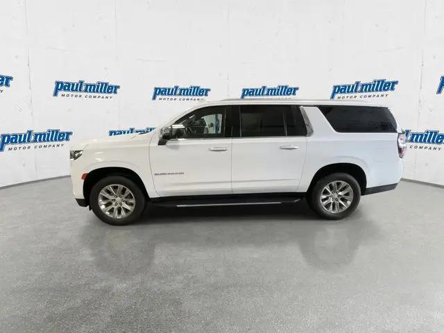 2022 Chevrolet Suburban 4WD Premier