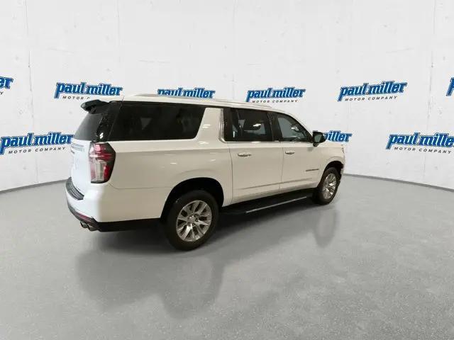 2022 Chevrolet Suburban 4WD Premier