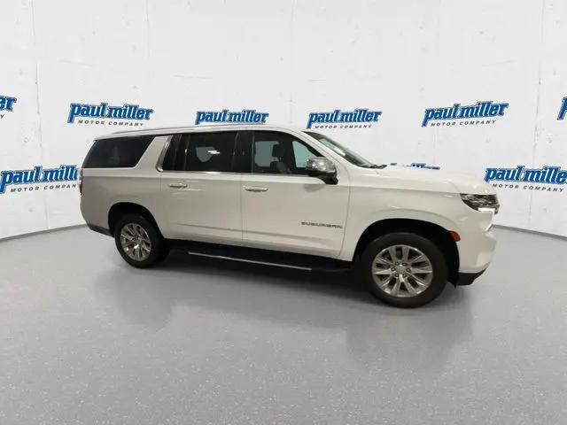 2022 Chevrolet Suburban 4WD Premier